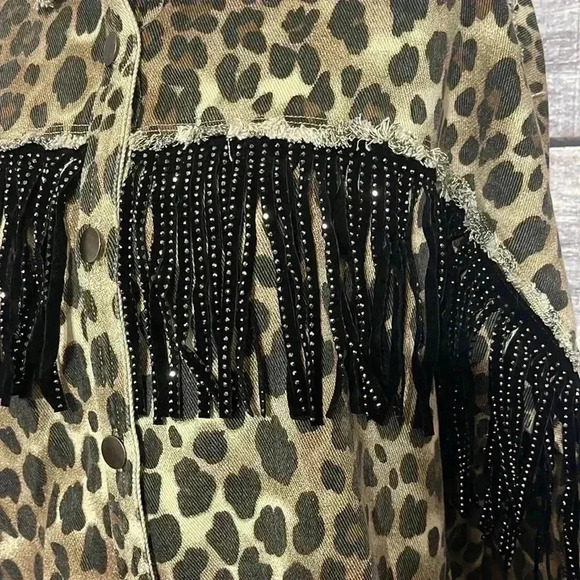 Leopard Print Jean Jacket - Picture 3 of 11